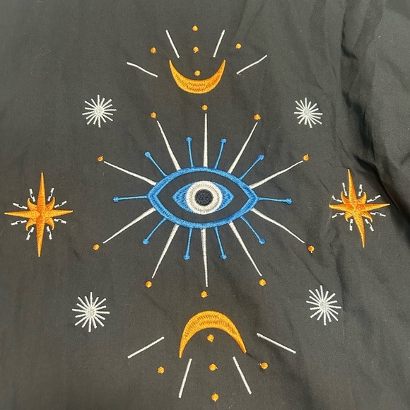 Life Button Down Long Sleeve Shirt Women’s Large Black Embroidered Astrology Art - Picture 3 of 6